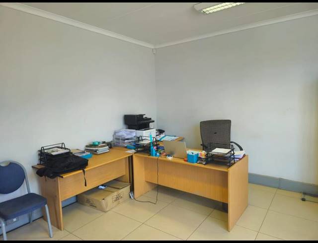 INDUSTRIAL PROPERTY TO RENT IN STIKLAND INDUSTRIAL